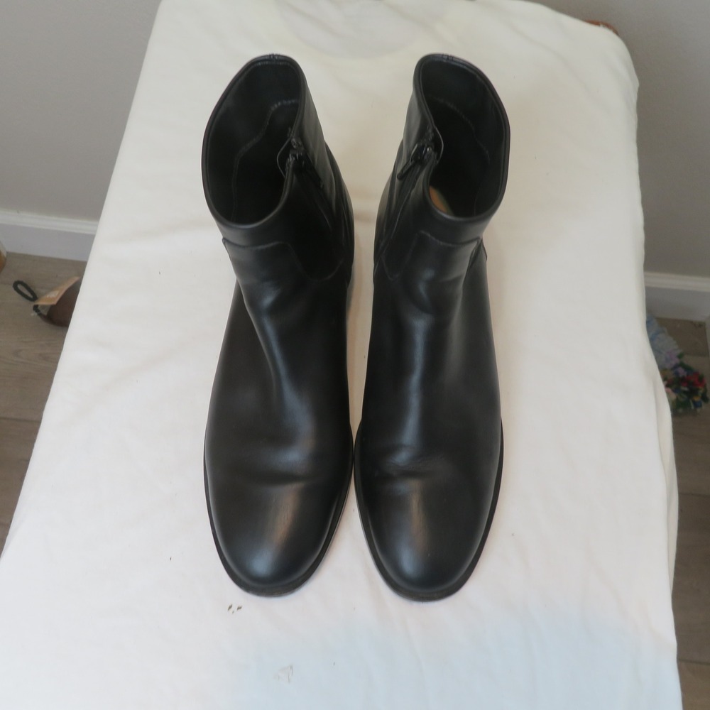Clarks Womens Black Leather Ankle Boots Side Zip Low Block Heel Portugal Size 8